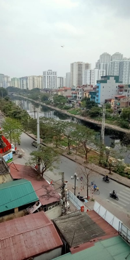 Cần bán chung cư mini dt 180m2, 6 tầng tại phố Kim Giang, Thanh Xuân, thang máy ô tô vào nhà
