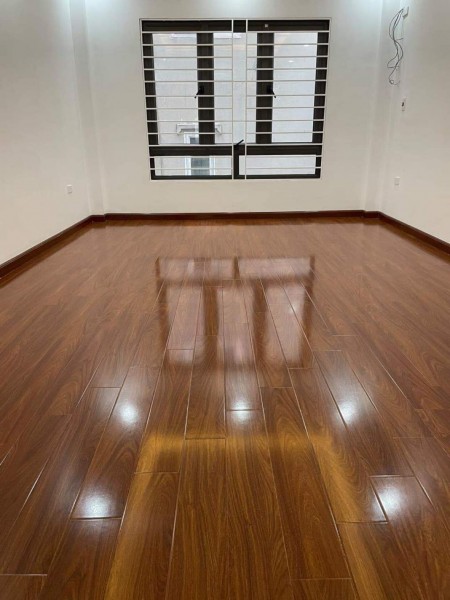 Bán Nhà Phân Lô Hoàng Mai diện tích nguyên căn 35m2, đúc 5 tầng, giá bán 3,45 tỷ