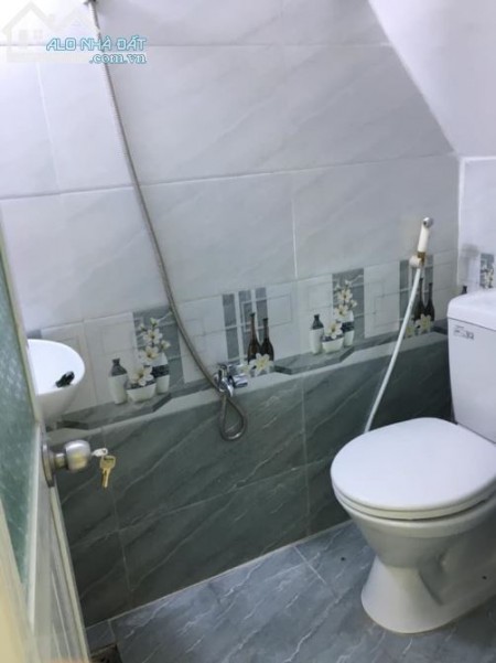 Bán nhà 48m2, nhà mới 1 lầu, giá 4 tỷ đường Nguyễn Sỹ Sách, P.15, Q.Tân Bình.