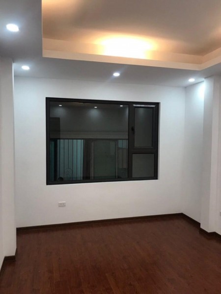 Bán nhà có 102 Vân Canh, xây mới thiết kế hiện dại, 5 tầng, dt 34m2, giá bán nhỉnh 2 tỷ