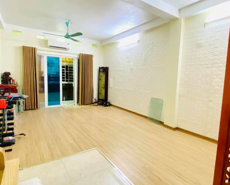 Chưa đầy 5 tỷ nhà đẹp Lê Trọng Tấn, Thanh Xuân, dt 48m2 4 tầng mt 4m, LH 0966456918