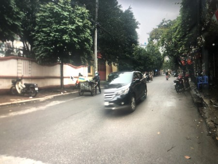 Bán căn nhà ô tô đỗ cửa rộng 45m2 tại Hoàng Văn Thái, Thanh Xuân Hà Nội.