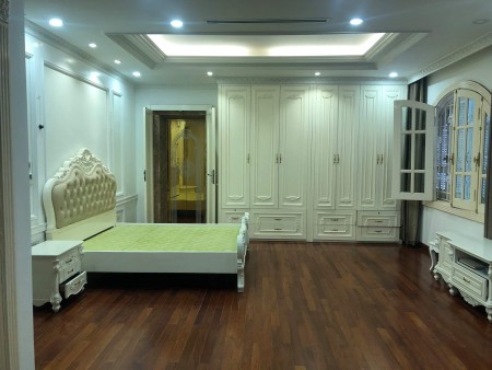 Chính chủ bán nhà dt 74m2, mt 6,9m, ô to, kg Nguyễn Văn Cừ, Long Biên, nhỉnh 10 tỷ, 0975299567.