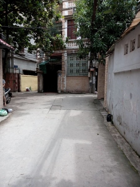 Bán nhà chính chủ Thượng Thanh Long Biên ngõ xe ba gác nhà đẹp về ở ngay giá bán 3,1 tỷ