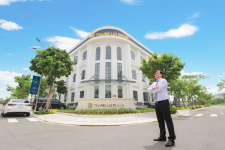 Bán nhà đất huyện Bình Chánh, cạnh sông, ngay chợ Hưng Long giá rẻ, giá bán 590 triệu. sổ sẵn
