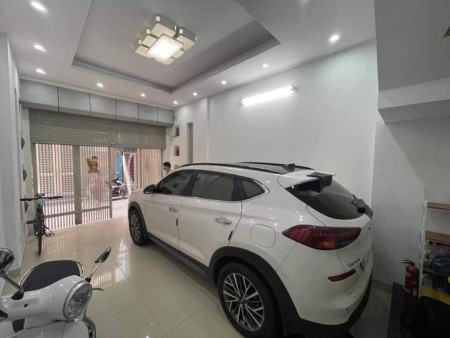 Bán nhà phân lô Triều Khúc, diện tích 53m2, 4 tầng, ô tô tránh, tiện ích Pandora giá 7,5 tỷ