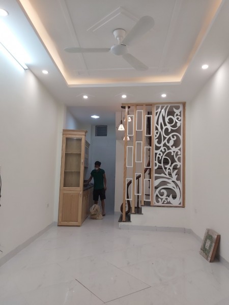 Hiếm! Chỉ 3.6 tỷ có nhà to 44m mới tinh 5 tầng phố Bùi Xương Trạch Thanh Xuân an sinh đỉnh