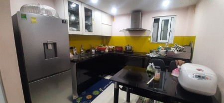 Bán nhà Nguyễn Đức Cảnh, dt 38m2, 5 tầng, mt 4m, nhà mới đẹp, giá nhỉnh 3 tỷ. LH 0966456918
