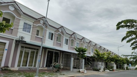 Nhà lầu mặt tiền giá rẻ Trà Vinh chiết khấu cao mùa dịch, ngân hàng hỗ trợ vay 50% giá nhà