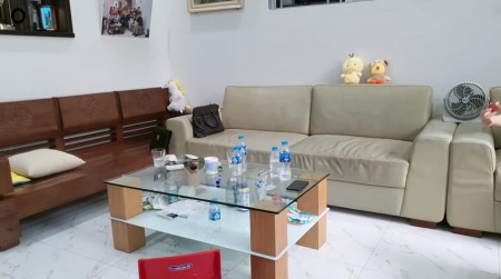 Cần bán gấp căn nhà quá hạn ngân hàng, Mỹ Đình 4 tầng dt 55m2, giá bán 3 tỷ 2, lh 098584415