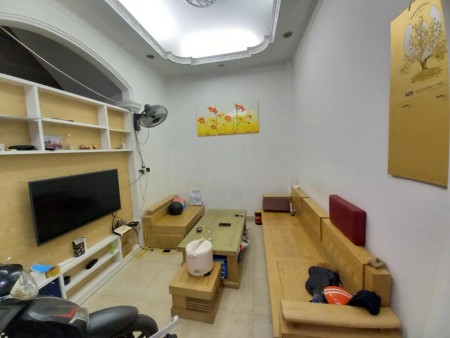 Bán gấp nhà Bùi Xương Trạch, Thanh Xuân ngõ thông 5 tầng diện tích 31m2 nhỉnh 3 tỷ