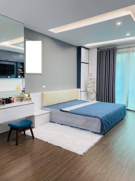 Bán nhà phố Tây Sơn Đống Đa rẻ như chơ vườn cây hoa lá, vài bước ra phố, dt 62m2, giá chỉ 4 tỷ hơn