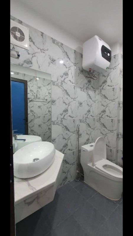 Bán Nhà Khương Đình diện tích sử dụng 31m2 giá 4 tỷ nhà mới, gần phố an sinh tốt