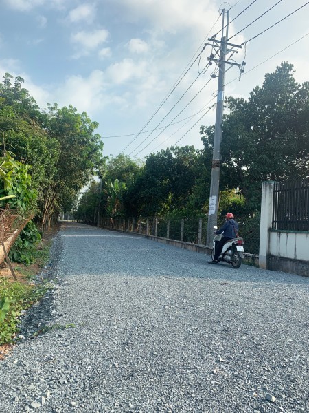 Cần bán đất mặt tiền Võ Thị Mè 1 nhánh Tỉnh Lộ 7 xã An Nhơn Tây đường xe contener chạy
