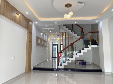 Bán căn nhà mới xây mặt tiền kinh doanh- Hiệp An ( Thủ Dầu Một), kiến trúc đẹp 1 trệt, 1 lầu