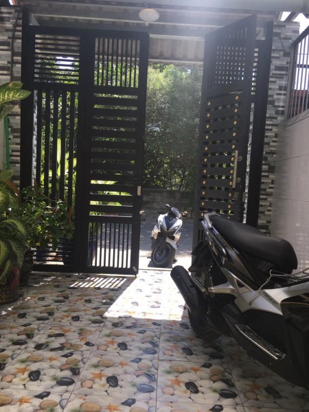 Cần bán nhà nguyên căn đẹp vào ở luôn, gần phố Tôn Đức Thắng, khu dân cư đông đúc