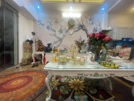 Nhà đẹp nhỏ xinh phố Nguyễn Đức Cảnh, Hoàng Mai, 4 tầng, dt 26m2, phù hợp với gai đình, giá 2.5 tỷ