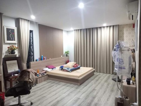 Bán nhà cực hiếm phố Kim Ngưu kd tốt, gara ô tô, dt 36m2, giá 8.45 tỷ, lhcc 0833736563
