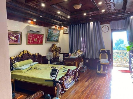 Bán nhà nguyên căn 2 mặt tiền cư xá Bắc Hải đúc 7 tầng kiên cố dt 5x18, Nội thất cổ