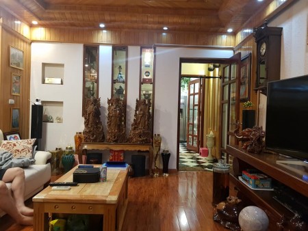 Hoàng Văn Thái ngõ ôtô diện tích sử dụng 49m2, giá bán 3.4 tỷ, đúc kiên cố 3 tầng kiên cố