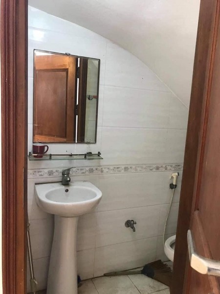 Nhà rẻ Mỹ Đình 2 mặt thoáng ở luôn diện tích 42m2 giá bán 2.5 tỷ, liên hệ 0962157266