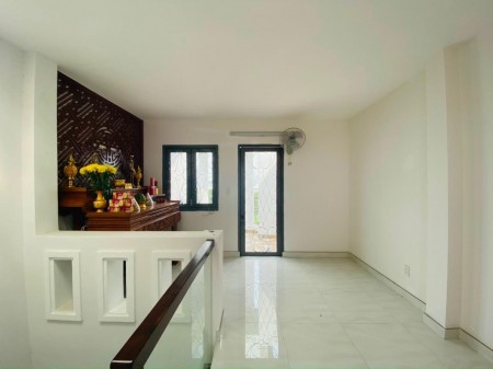 Bán Nhà Phú Nhuận, Phan Xích Long, Khu Đất Vàng 2 Tầng diện tích 64m2 giá rẻ
