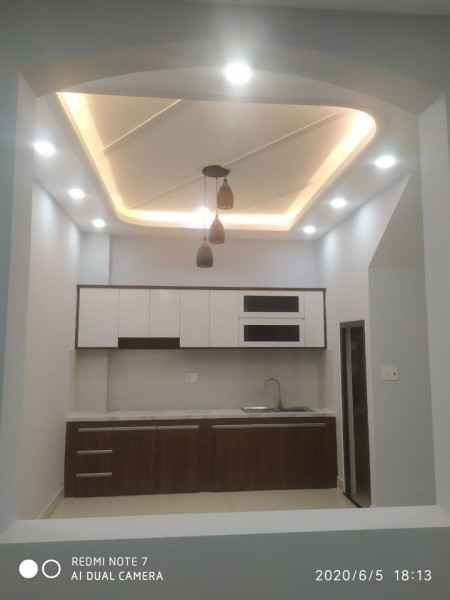 Chính chủ cần bán nhà Lê Đức Thọ, mặt tiền kinh doanh đúc 5 tầng diện tích 54m2 giá 8.5 tỷ