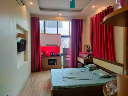 Đầu 4 tỷ sở hữu ngay chung cư mini phố Ngô Gia Tự, 7 PN, giá bán 4.9 tỷ, thương lượng