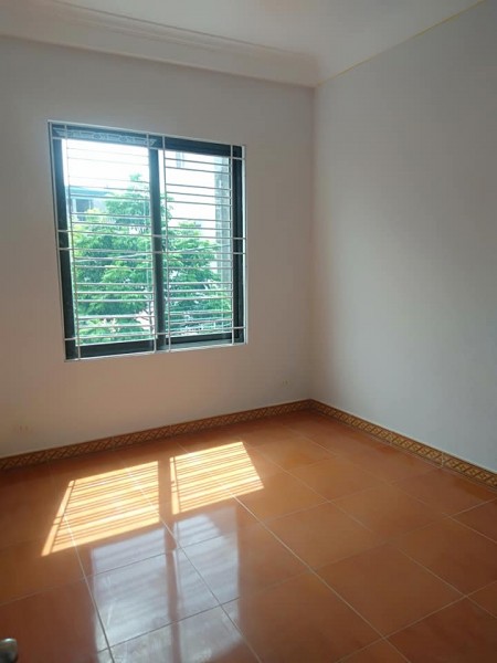 Cần bán gấp nhà 74m giá bán chỉ 2.55 tỷ mặt tiền 4m gần Phan Trọng Tuệ Thanh Trì