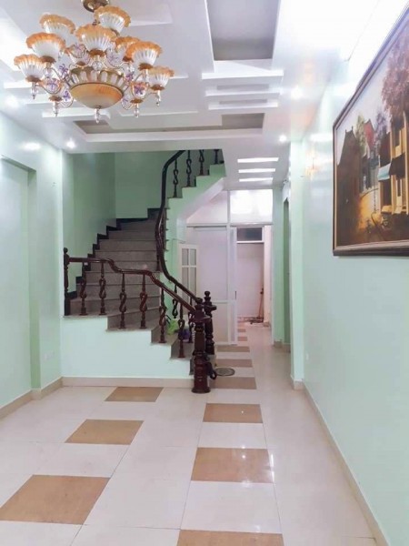 Bán nhà Phạm Văn Đồng 38m2, 5 tầng, 3.1 tỷ, ngõ nông, view đẹp, thoáng mát