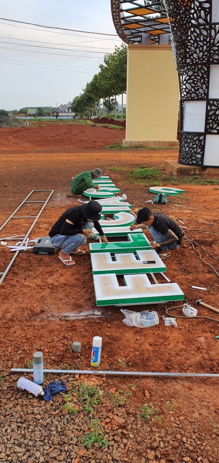 Đi đến slide 2