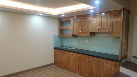 Nhỉnh 3 tỷ, nhà gần Ngã Tư Sở, Đống Đa, Thanh Xuân, 36m2 x 5T, MT 4m. LH 0966456918.
