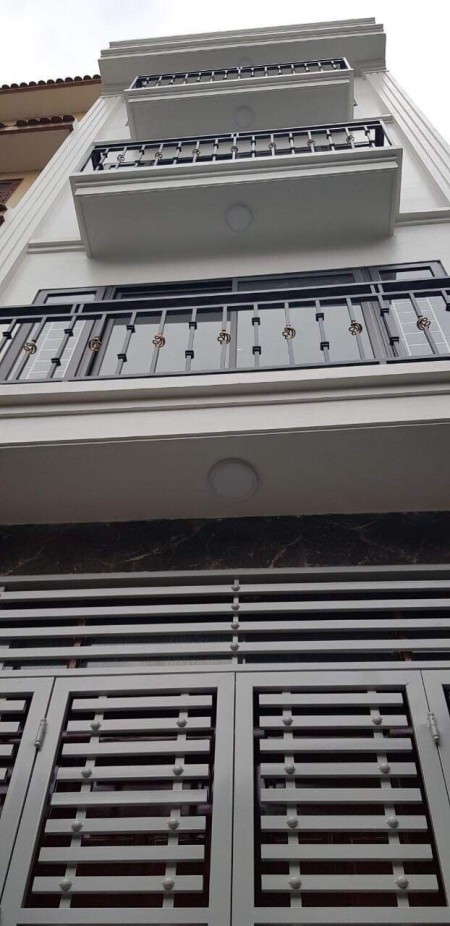 Cần bán nhà phố Trương Định, Hoàng Mai, dt 60m2, 5 tầng xây mới ngõ ô tô giá 4.5 tỷ