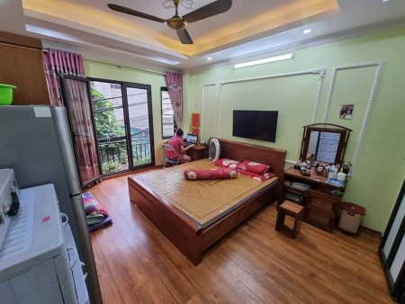 Bán nhà Phương Canh 15m ra phố xe tải qua lô góc nhà mới tặng đầy đủ nội thất