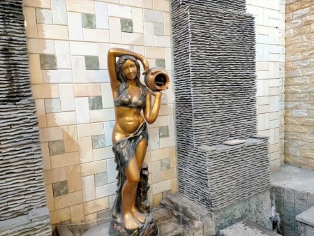 Bán nhà nguyên căn đường Trần Duy Hưng, Quận Cầu Giấy, đúc kiên cố 5 tầng, giá tốt