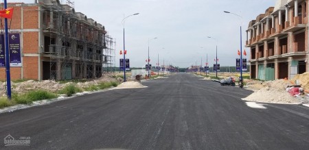 Cần bán lô đất Bàu Bàng, sổ sẵn thổ cư 100% có hỗ trợ ngân hàng, lãi suất thấp, lhcc