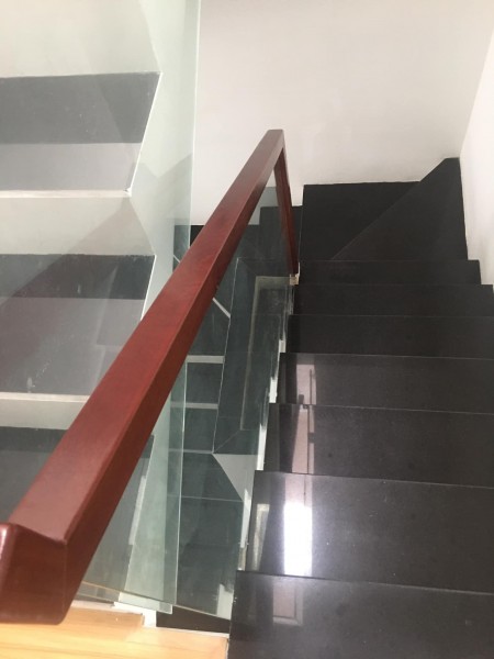 Gò Vấp phường 10 Quang Trung dt 45m2 nhà đẹp 2 tầng thông số đẹp giá bán 4.4 tỷ lh 0969476617