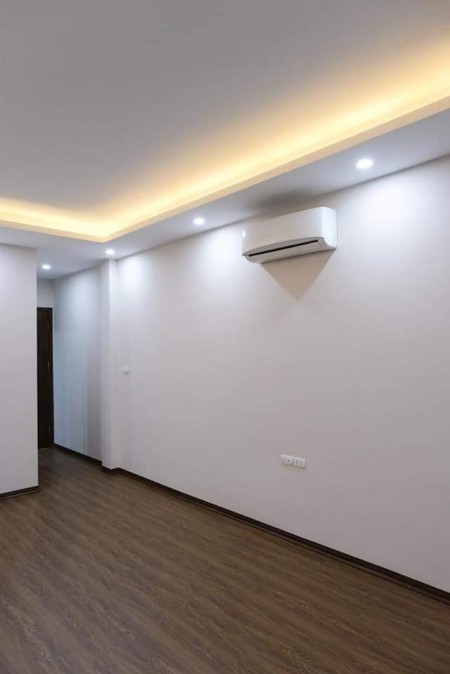 Bán nhà, liên kề Văn Khê sát Tố Hữu, ở sướng, kinh doanh đa ngành, dt 50m2, 5 tầng, giá 5.6 tỷ