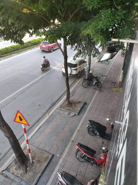 Đi đến slide 3