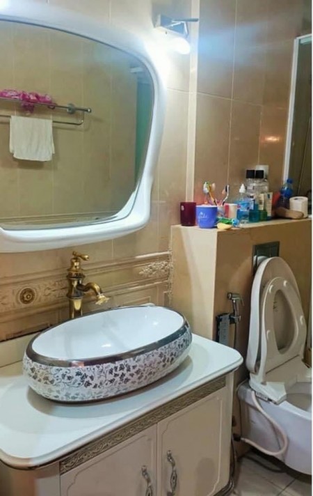 Cần bán nhà Ngô Gia Tự Long Biên 70m kinh doanh ngõ ô tô phi ổ đỏ vuông đét chính chủ