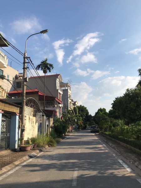 Bán nhanh diện tích sử dụng 100m2 đất 31ha Trâu Quỳ Gia Lâm, liên hệ xem đất 0983253436