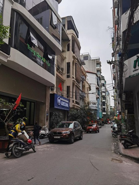 Tòa Nhà Văn Phòng 8 tầng phân lô Huỳnh Thúc Kháng dt 86m2 mặt tiền 8.2m giá bán 34 tỷ