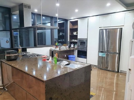 Bán nhà phố Phạm Văn Bạch, Cầu Giấy. Lô góc, ô tô, KD dt 165m2 mt 7m 9 tầng, giá 45tỷ