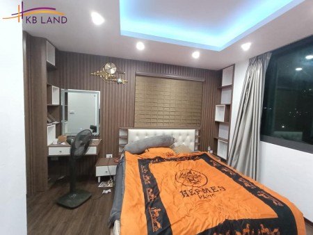 Bán CHDV Thanh Nhàn, diện tích140m2, 8 tầng, 21 căn hộ, lô góc, DT 120tr/tháng, nhỉnh 20 tỷ