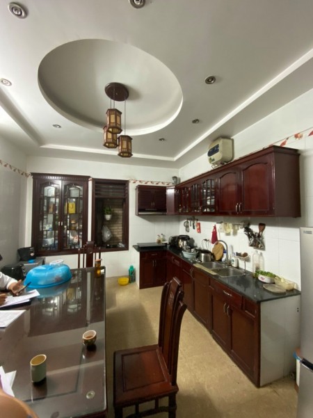 Bán nhà Khương Hạ diện tích sử dụng 84m2 5 tầng mt 4.5m giá chỉ 11.1 tỷ Thanh Xuân