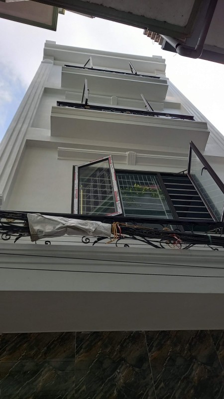 Bán nhà Phú Lương, Hà Đông bán nhanh nhỉnh 2 tỷ, 5 tầng, nhà đẹp ở ngay, ô tô đỗ