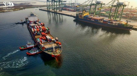 Bán lô đất nền cảng biển Vĩnh Tân đã có sổ diện tích 150m2 mặt đường 17m giá 11tr/m2. LH: 0862265595