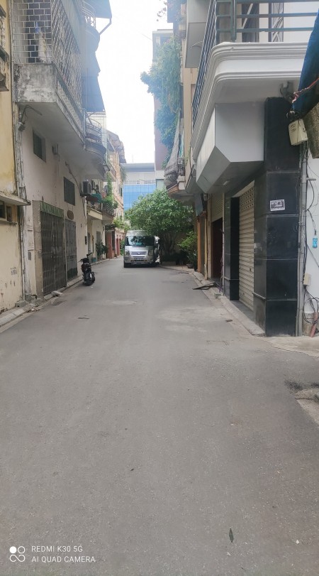Bán nhà Nguyễn Văn Cừ, Long Biên, diện tích 70m2, rộng 4.8m, giá bán nhanh 8.95 tỷ