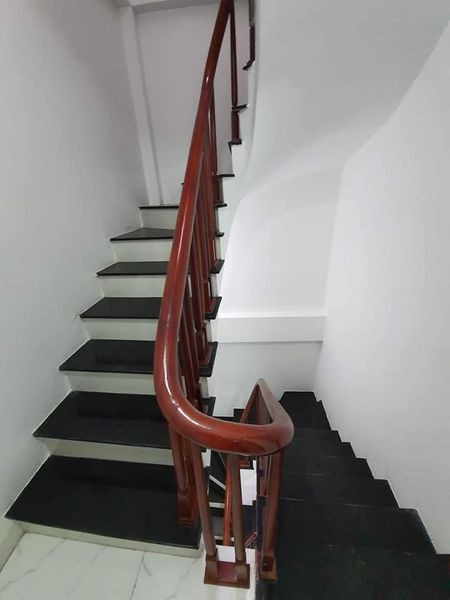 Quang Trung Hà Đông, đúc 4 tầng diện tích 37m2, giá bán 2.98 tỷ vừa ở vừa kinh doanh tốt