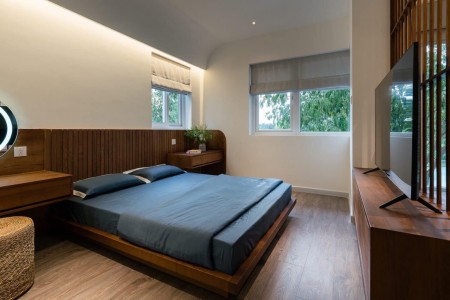Cần tiền bán gấp nhà nguyên căn giá 5 tỷ, phố Quan Hoa, dt 65m2, kinh doanh sầm uất